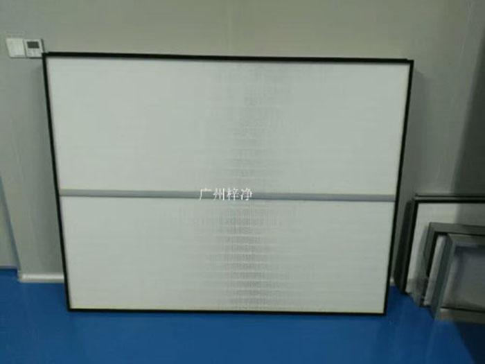 HEPA高效過(guò)濾網(wǎng)可廣泛用于光學(xué)電子、LCD液晶制造，生物醫(yī)藥、精密儀器、飲料食品，PCB印刷等行業(yè)無(wú)塵凈化車間的空調(diào)末端送風(fēng)處。